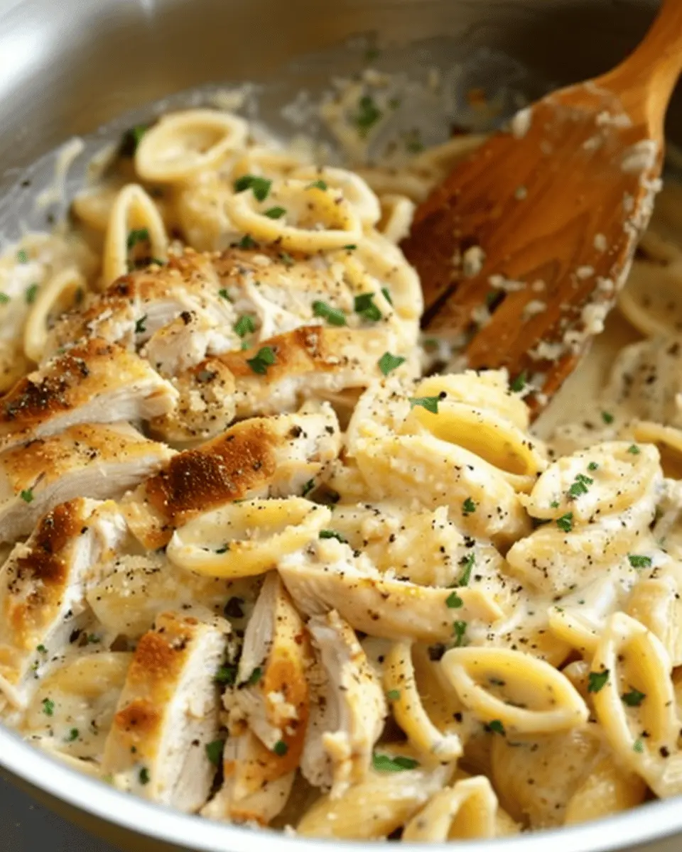 Creamy Chicken Pasta with Turkey Bacon: A Comforting Delight