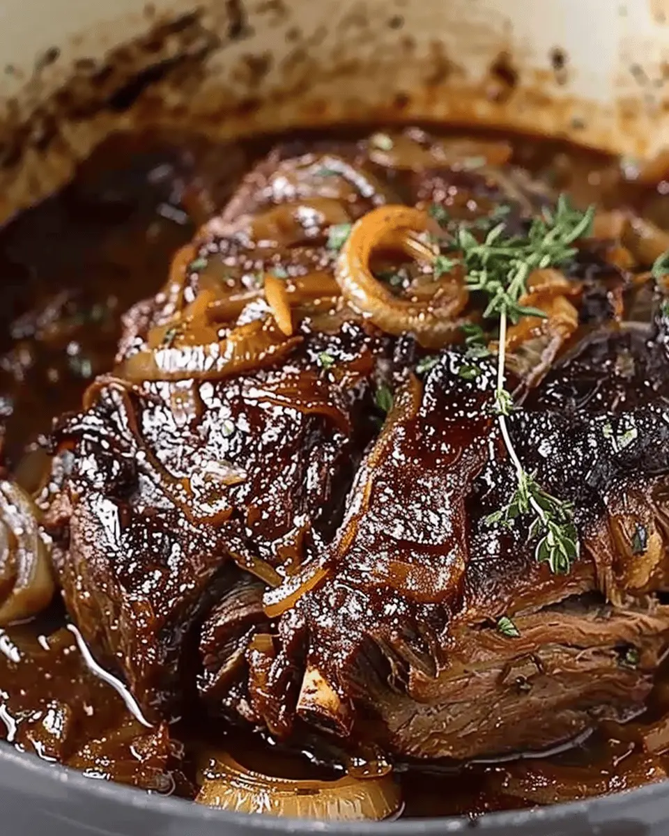Comforting French Onion Pot Roast: Indulgent Flavor for Cozy Nights